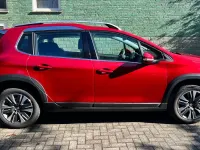 Gebraucht Peugeot 2008 Allure 120 PS (88 kW) 2016 Rot SUV