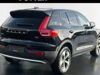 Neu Volvo XC40 Core 163 PS (119 kW) 2025 Schwarz SUV