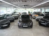 Gebraucht Mercedes C180 Avantgarde 156 PS (114 kW) 2017 Braun Limousine