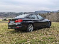 gebraucht BMW 318 d Limo Aut | Navi | Sitzh. | Scheckheft