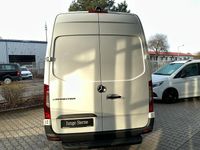 Neu Mercedes E-Sprinter 100 kW (136 PS) 2025 Arktikweiß Van