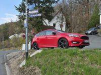 Gebraucht Ford Focus ST-Line 182 PS (133 kW) 2018 Rot Limousine