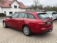 Gebraucht Mercedes C200 136 PS (100 kW) 2018 Rot Kombi
