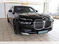 Gebraucht BMW 740 286 PS (210 kW) 2025 Schwarz (saphirschwarz) Limousine