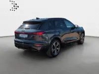Nowe Audi Q6 e-tron Performance 225 kW (306 KM) 2026 Szary SUV