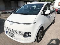 Gebraucht Hyundai Staria Trend 224 PS (164 kW) 2024 Weiß Van / Kleinbus