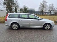 Gebraucht Volvo V70 Momentum 185 PS (136 kW) 2008 Silber Kombi