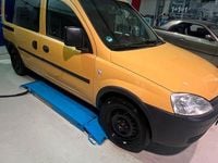Gebraucht Opel Combo 90 PS (66 kW) 2005 Gelb Van / Kleinbus