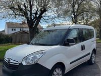 Second-hand Opel Combo 120 CP (88 kW) 2018 Alb Monovolum