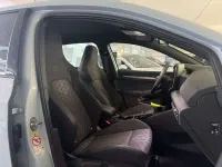 Gebraucht VW Golf VIII R 150 PS (110 kW) 2024 Crystal ice blue metallic Limousine