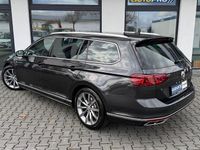 Gebraucht VW Passat R-line 190 PS (139 kW) 2020 Grau Limousine