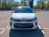Gebraucht Kia Rio Attract 84 PS (61 kW) 2020 Weiß Limousine