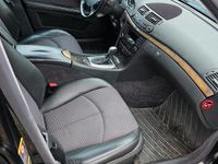 Gebraucht Mercedes E320 Avantgarde 204 PS (150 kW) 2004 Schwarz Kombi