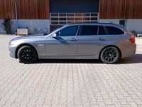 Gebraucht BMW 525 218 PS (160 kW) 2012 Grau Kombi