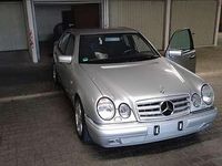 Gebraucht Mercedes E280 Avantgarde 204 PS (150 kW) 1998 Limousine