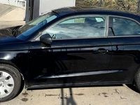 Gebraucht Audi A1 Attraction 86 PS (63 kW) 2012 Schwarz Kleinwagen