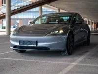 Usado Tesla Model 3 Long Range RWD 235 kW (320 CV) 2025 Gris Berlina