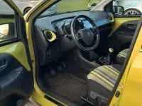 Gebraucht Peugeot 108 Collection 72 PS (52 kW) 2019 Grün Limousine