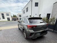 Gebraucht VW T-Roc R-line 150 PS (110 kW) 2024 Grau SUV