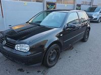 Gebraucht VW Golf IV 75 PS (55 kW) 2002 Schwarz Kleinwagen