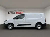 Neu Fiat Doblò 131 PS (96 kW) 2026 Weiss Van / Kleinbus