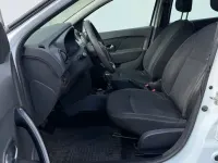 Gebraucht Dacia Logan MCV Lauréate 90 PS (66 kW) 2017 Weiß Kombi