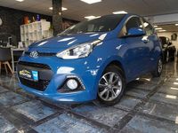 Gebraucht Hyundai i10 Intro Edition 87 PS (63 kW) 2014 Blau Kleinwagen