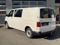 Gebraucht VW Transporter Trendline 150 PS (110 kW) 2018 Candyweiß Van