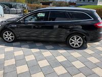 Gebraucht Ford Mondeo 140 PS (102 kW) 2013 Schwarz Kombi