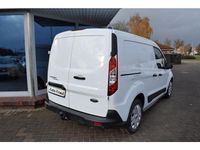 Gebraucht Ford Transit Trend 101 PS (74 kW) 2022 Frozen white Van