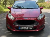 Gebraucht Ford Fiesta Titanium 95 PS (69 kW) 2017 Rot Kleinwagen
