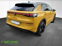 Gebraucht VW T-Roc IQ Drive 150 PS (110 kW) 2025 Gelb SUV