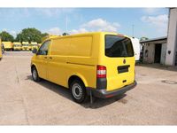 Gebraucht VW Transporter 84 PS (61 kW) 2015 Gelb (metallic) Van