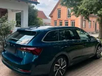 Gebraucht Skoda Octavia 150 PS (110 kW) 2021 Blau Kombi