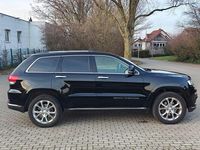 Gebraucht Jeep Grand Cherokee Summit 250 PS (183 kW) 2019 Schwarz SUV