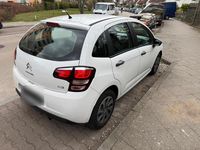 Gebraucht Citroën C3 64 PS (47 kW) 2016 Weiß Kleinwagen