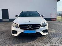 Gebraucht Mercedes E300 AMG line 306 PS (225 kW) 2019 Weiß Kombi