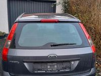 Gebraucht Ford Fiesta 60 PS (44 kW) 2005 Grau Kleinwagen