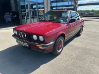 Gebraucht BMW 325 170 PS (125 kW) 1987 Rot Cabrio