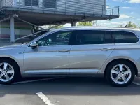 Second-hand VW Passat Highline 218 CP (160 kW) 2017 Argintiu Berlinǎ
