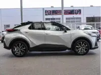 Neu Toyota C-HR 223 PS (164 kW) 2025 Silber (silber metallic) SUV