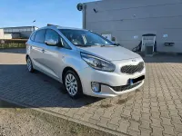 Gebraucht Kia Carens 135 PS (99 kW) 2013 Silber Van / Kleinbus