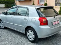 Gebraucht Toyota Corolla 110 PS (80 kW) 2004 Silber Limousine