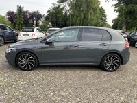 Gebraucht VW Golf VIII Active 150 PS (110 kW) 2022 Delfingrau Limousine