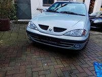 Gebraucht Renault Mégane 95 PS (69 kW) 2001 Grau Kleinwagen