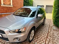 Gebraucht Mitsubishi Outlander Edition 150 PS (110 kW) 2011 Silber SUV