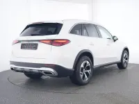 Gebraucht Mercedes GLC300e Avantgarde 333 PS (244 kW) 2025 Weiß SUV