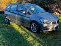 Gebraucht BMW 220 Active Tourer Advantage 190 PS (139 kW) 2018 Silber Van / Kleinbus