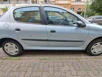 Gebraucht Peugeot 206 75 PS (55 kW) 2002 Grau Kleinwagen