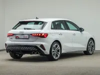 Gebraucht Audi S3 Ambiente 333 PS (244 kW) 2025 Arkonaweiß Limousine